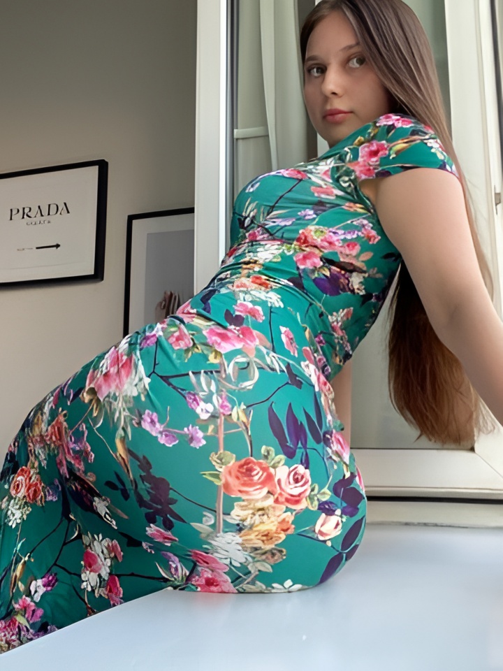 Лолита привлекальеная девушка из Унеча цена от 5000 руб