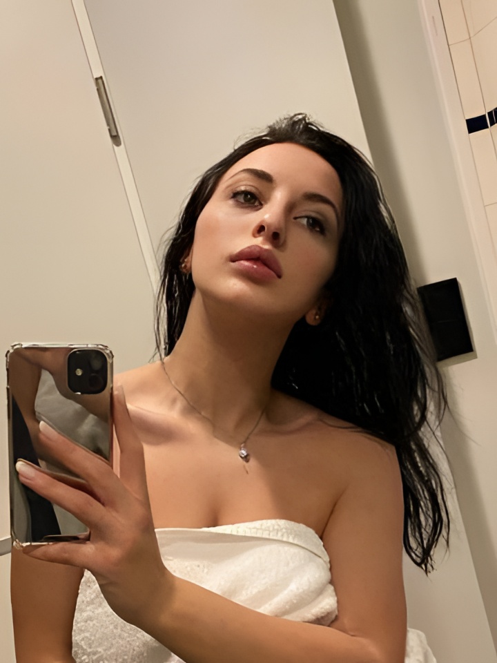 Индивидуалка Олечка, доступна для личного знакомства от 10000 руб