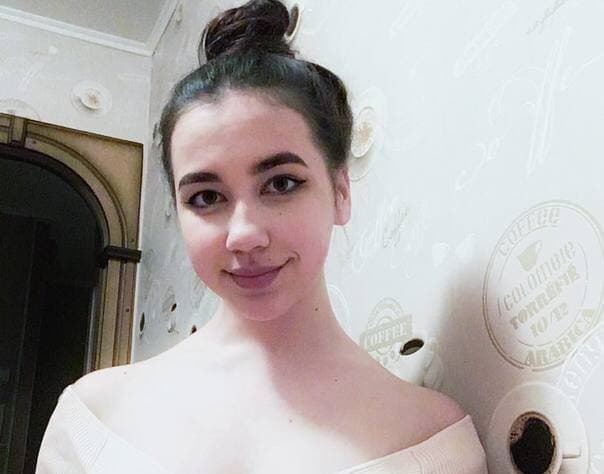 Ульяна привлекальеная девушка из Унеча цена от 3000 руб