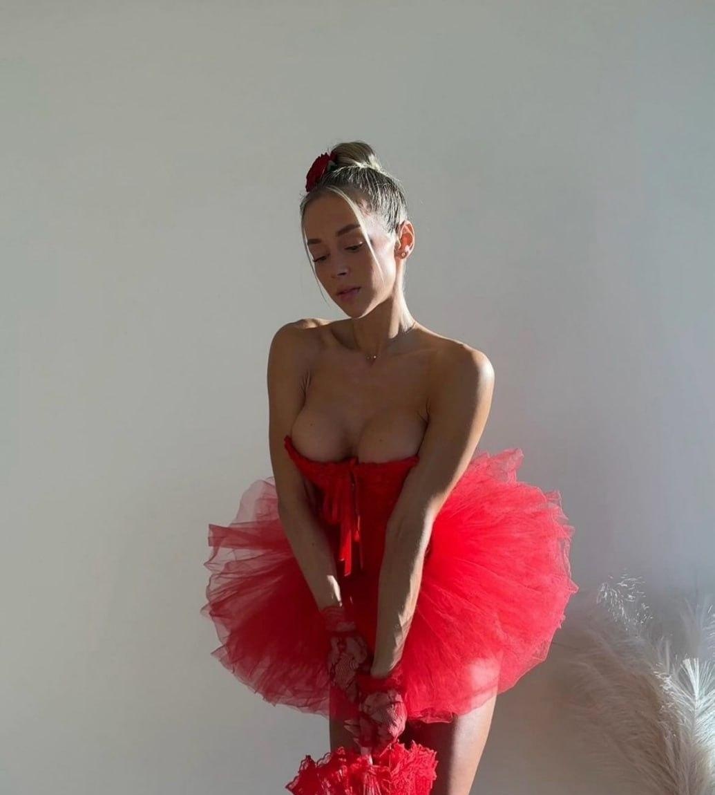 Настя привлекальеная девушка из Унеча цена от 5000 руб