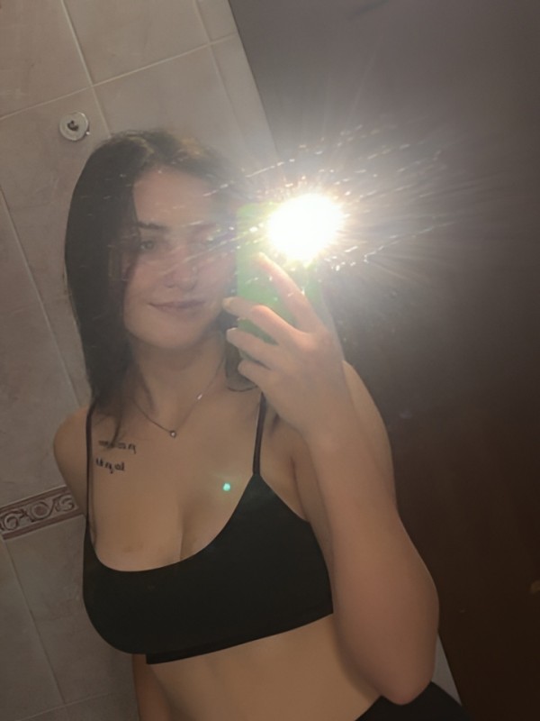 Богдана привлекательная девушка из Унеча цена от 2000 руб