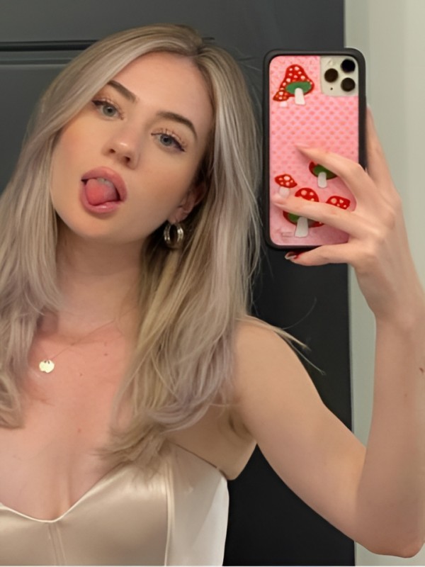 Раиса привлекательная девушка из Унеча цена от 2500 руб