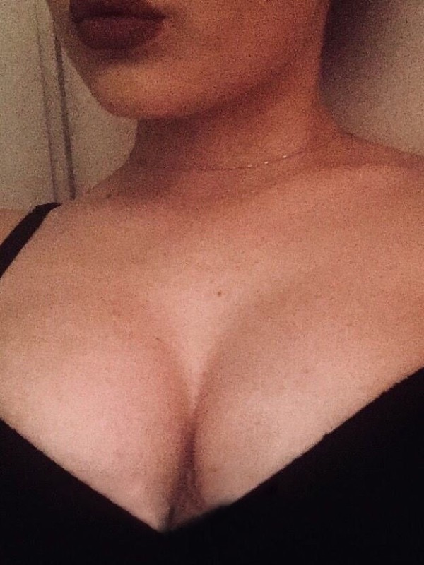 Люда привлекательная девушка из Унеча цена от 3500 руб