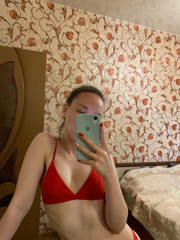 Елизавета привлекательная девушка из Унеча цена от 3000 руб