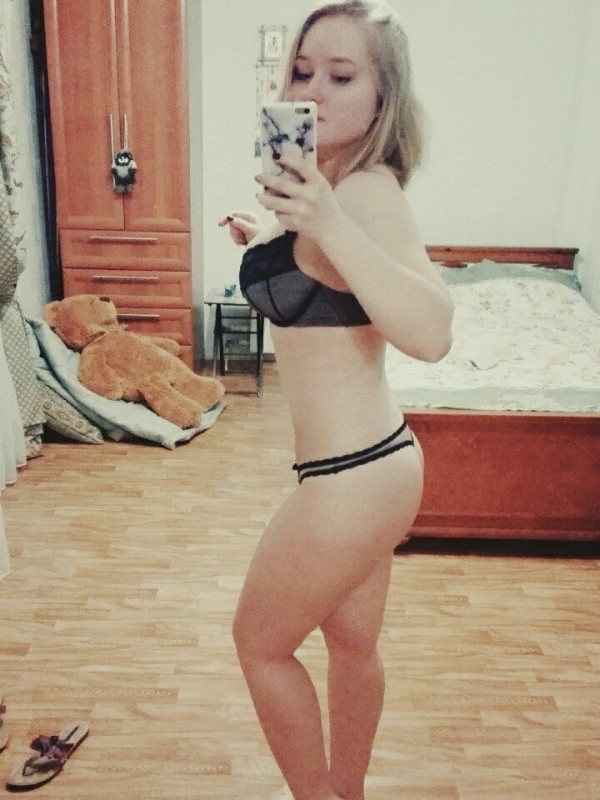 Люда привлекательная девушка из Унеча цена от 3500 руб