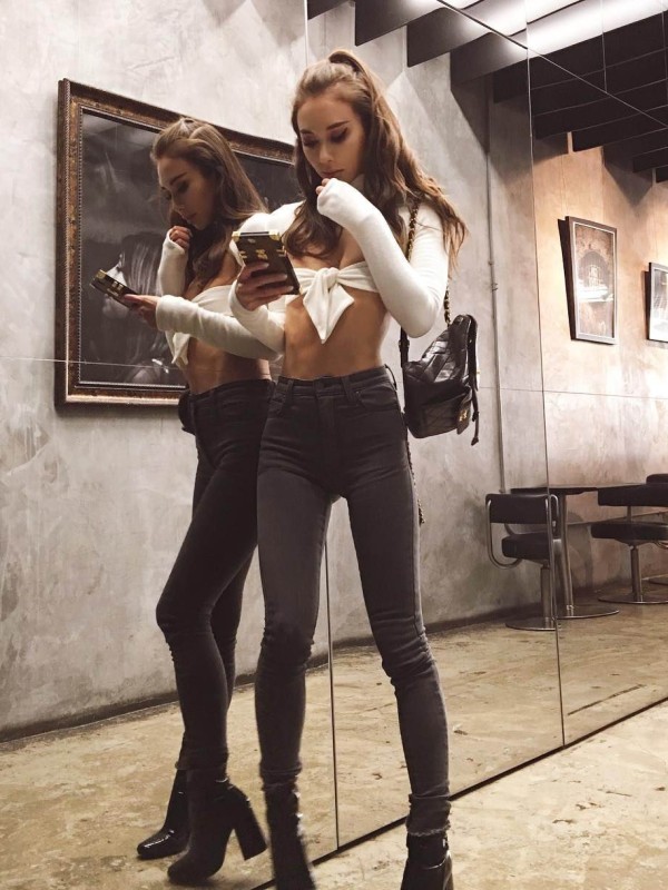 Марта привлекательная девушка из Унеча цена от 3500 руб