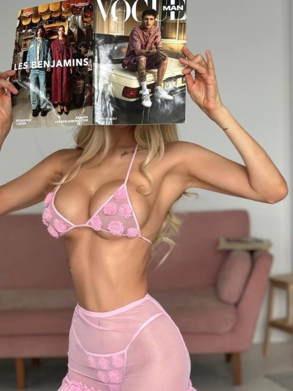 Тома привлекательная девушка из Унеча цена от 8000 руб